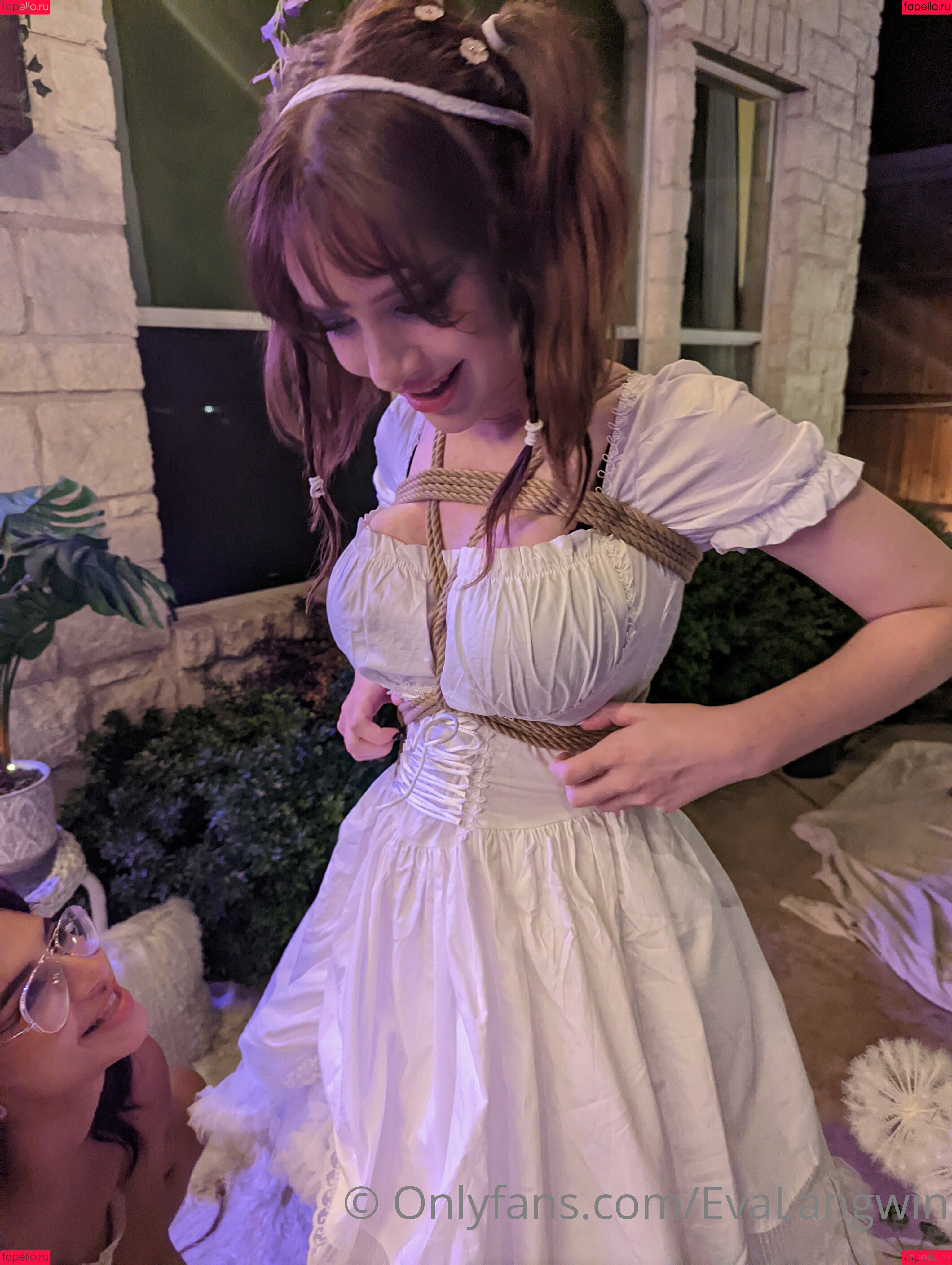 Eva Langwin Onlyfans Photo Gallery 