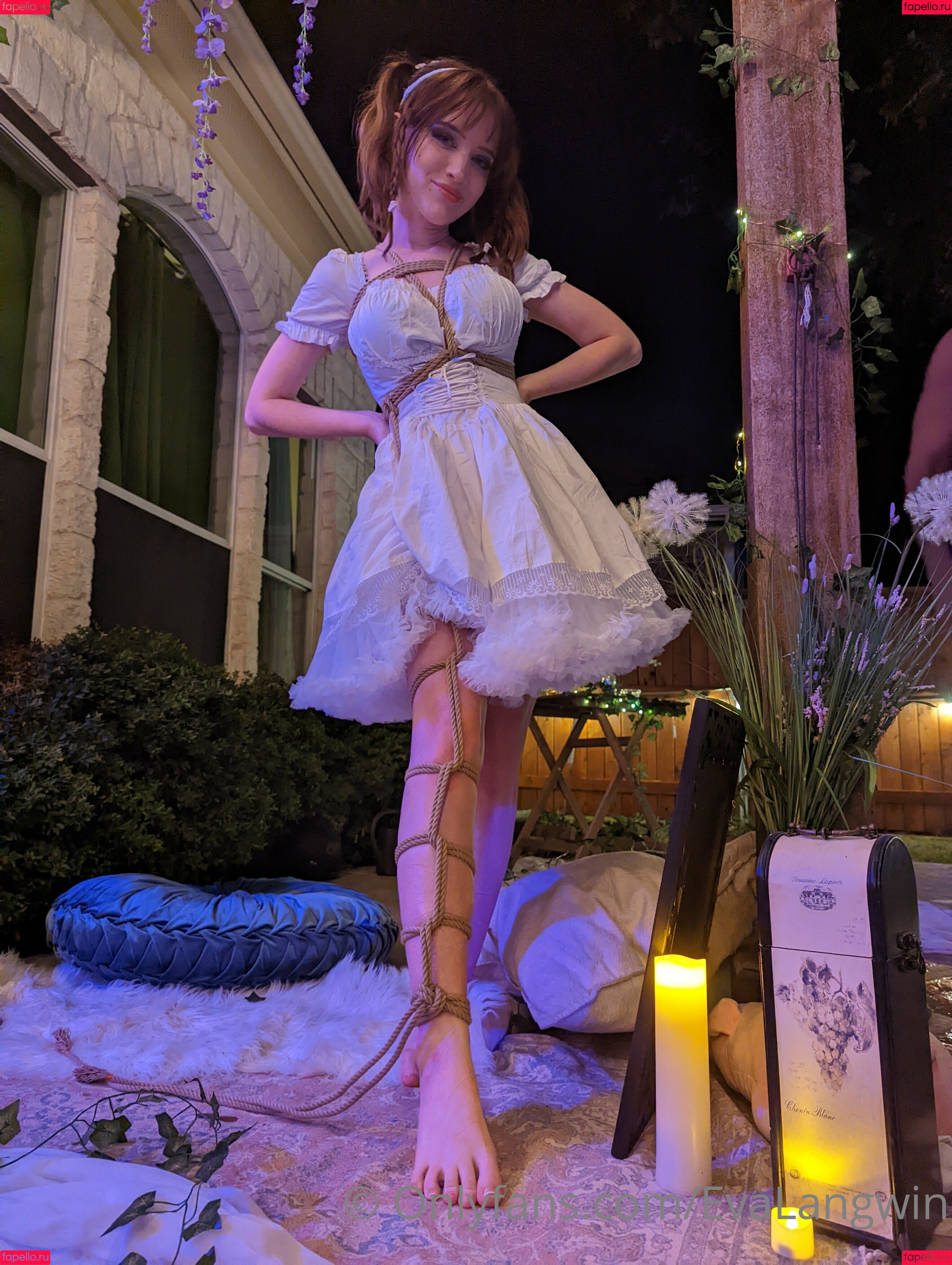 Eva Langwin Onlyfans Photo Gallery 