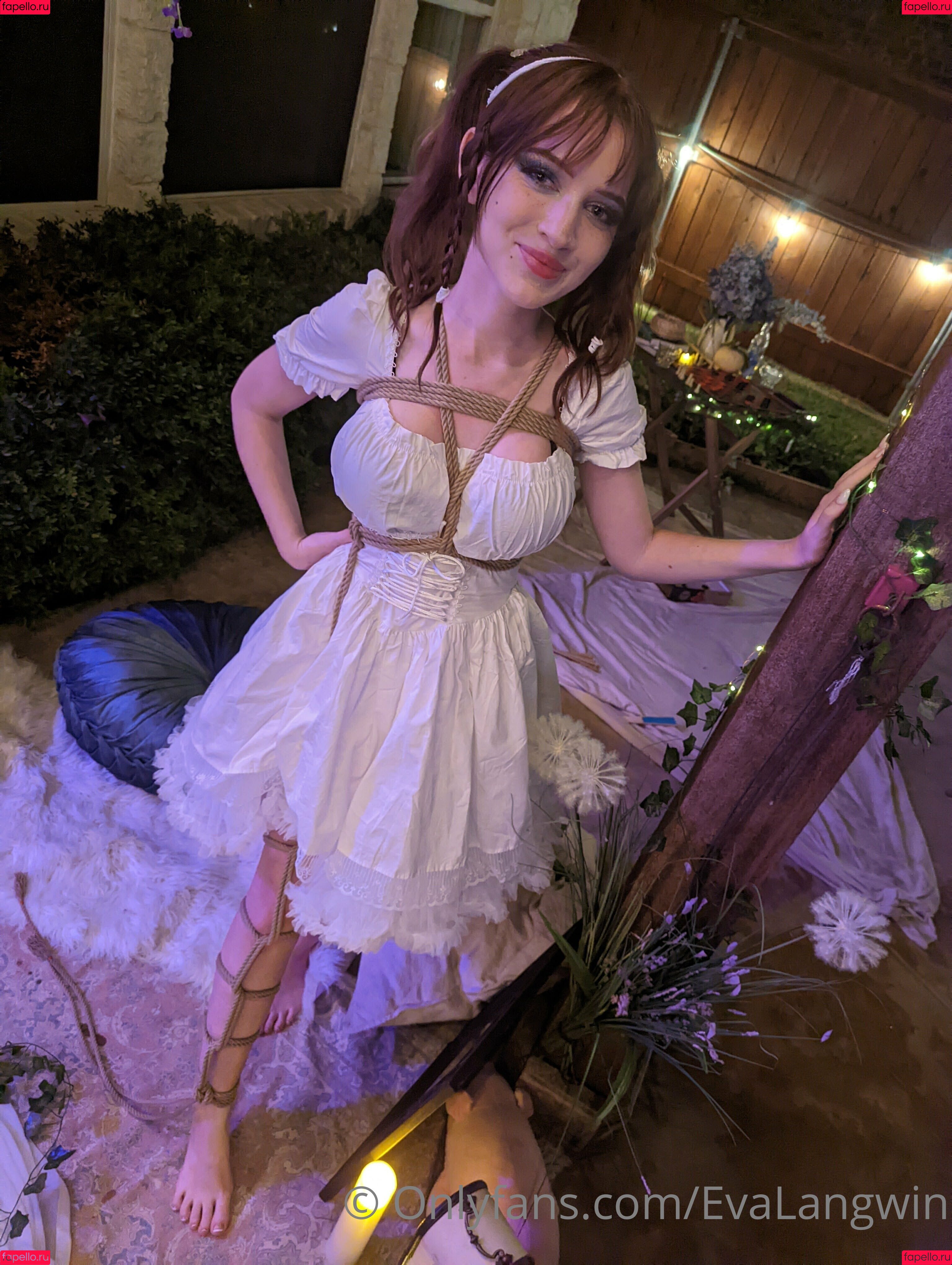 Eva Langwin Onlyfans Photo Gallery 