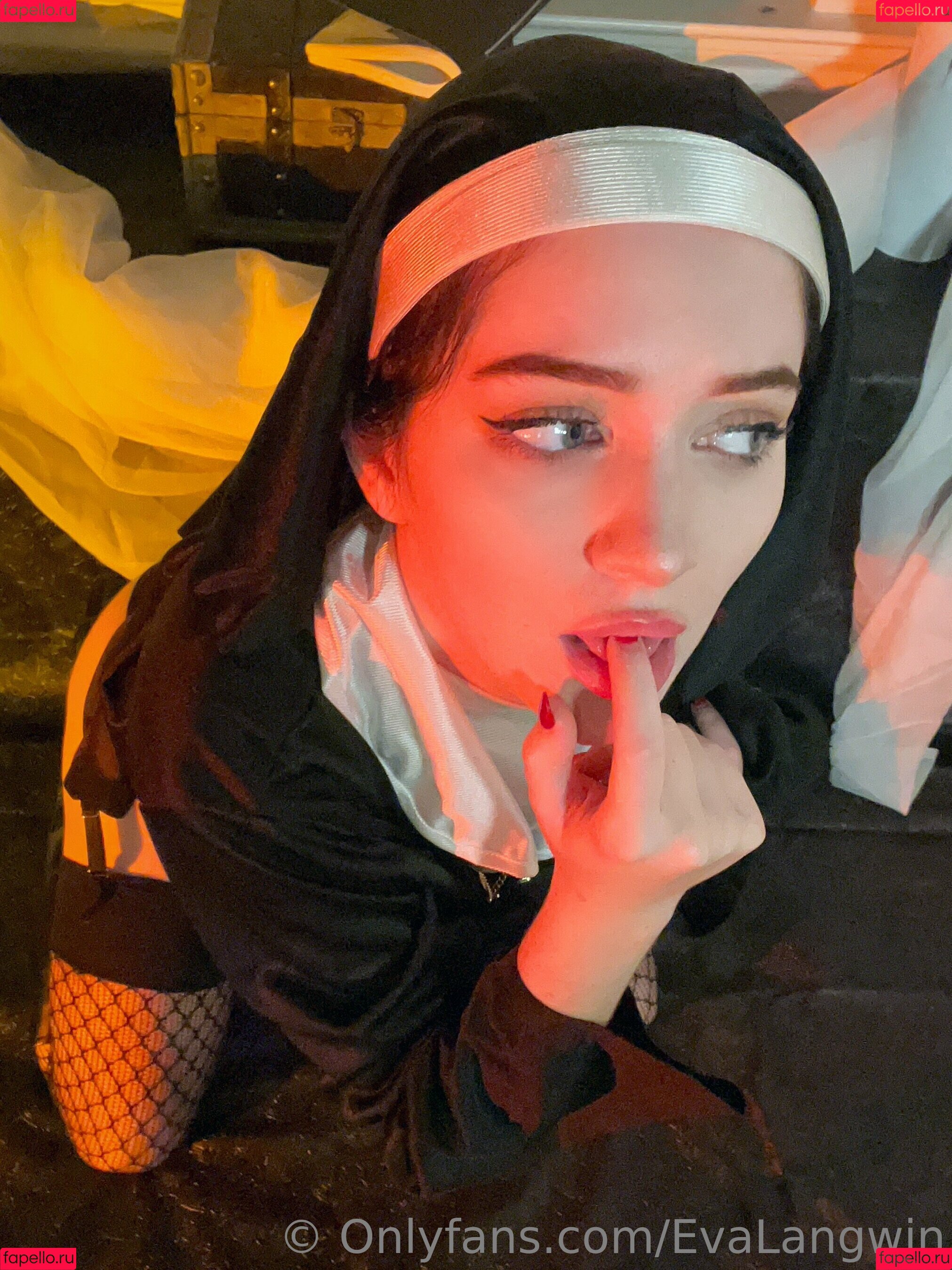 Eva Langwin Onlyfans Photo Gallery 