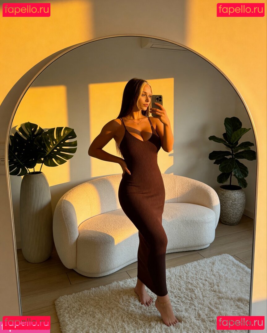 Celia Heraud Nude Onlyfans Photo 22