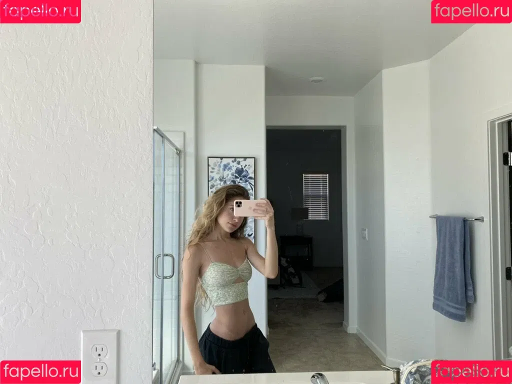 RyyFyy Onlyfans Photo Gallery 