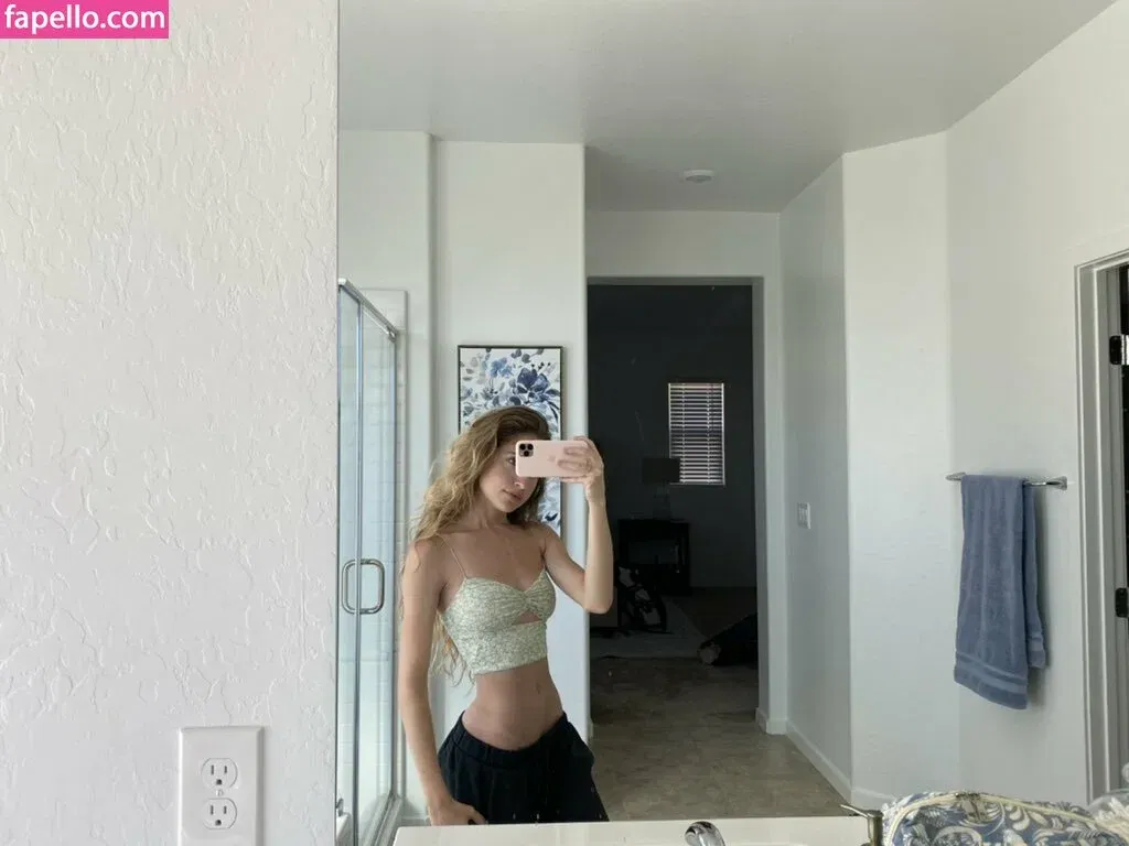 RyyFyy Onlyfans Photo Gallery 