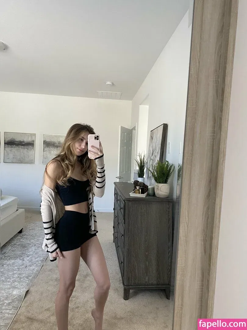 RyyFyy Onlyfans Photo Gallery 