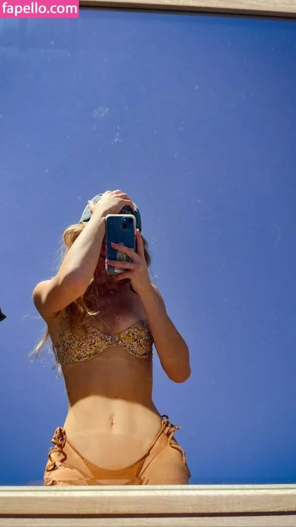 RyyFyy Onlyfans Photo Gallery 