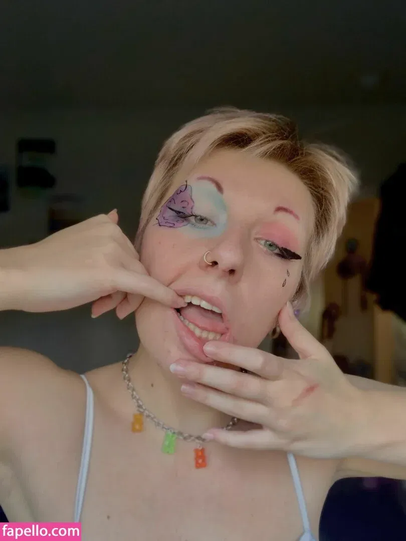 Peachymaxine Onlyfans Photo Gallery 