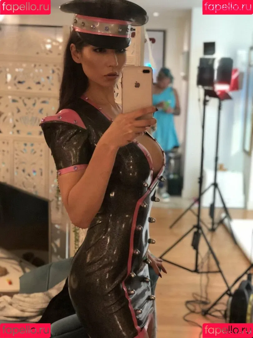 obeymistressterra Onlyfans Photo Gallery 