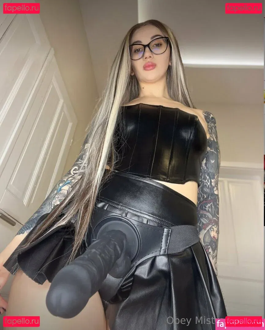 obeymistressterra Onlyfans Photo Gallery 