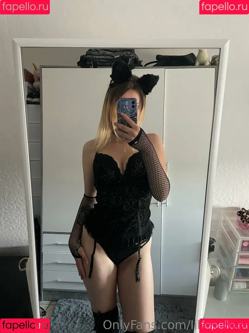 lilbloomix Onlyfans Photo Gallery 
