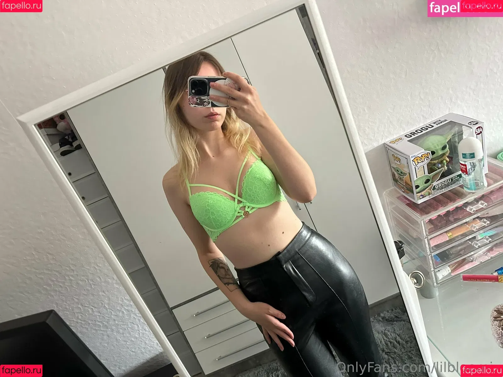 lilbloomix Onlyfans Photo Gallery 