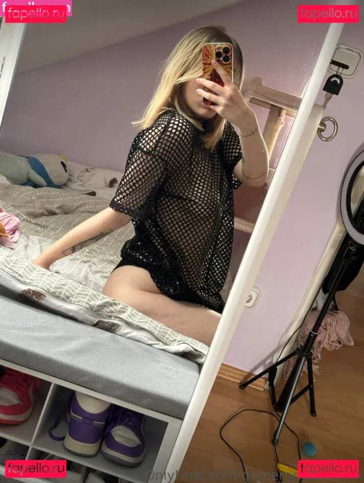 lilbloomix Onlyfans Photo Gallery 