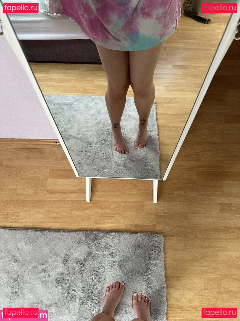 lilbloomix Onlyfans Photo Gallery 