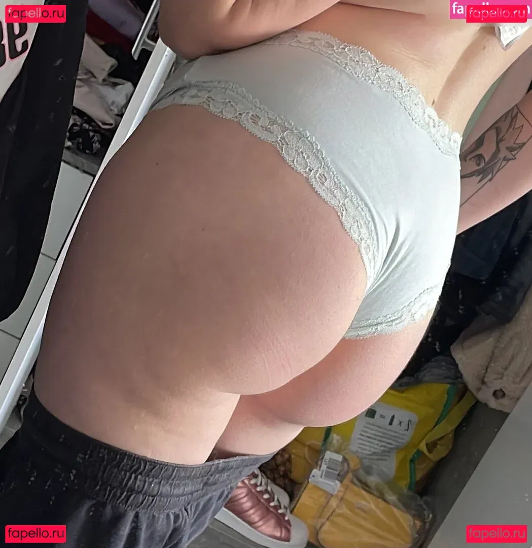 lilbloomix Onlyfans Photo Gallery 