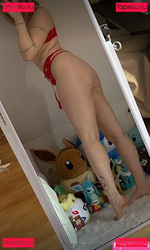 lilbloomix Onlyfans Photo Gallery 