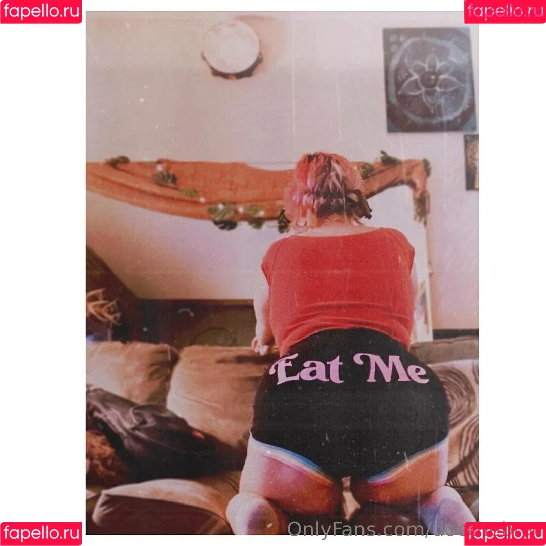 doethebrat Onlyfans Photo Gallery 