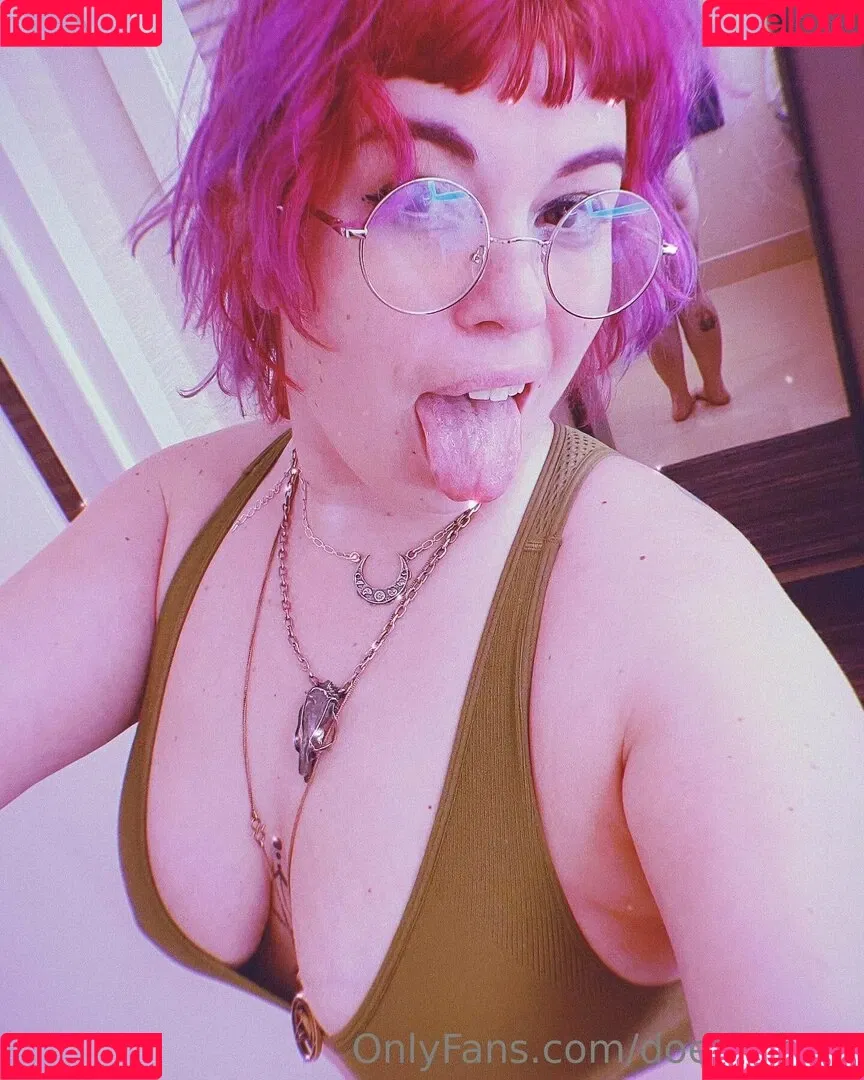 doethebrat Onlyfans Photo Gallery 