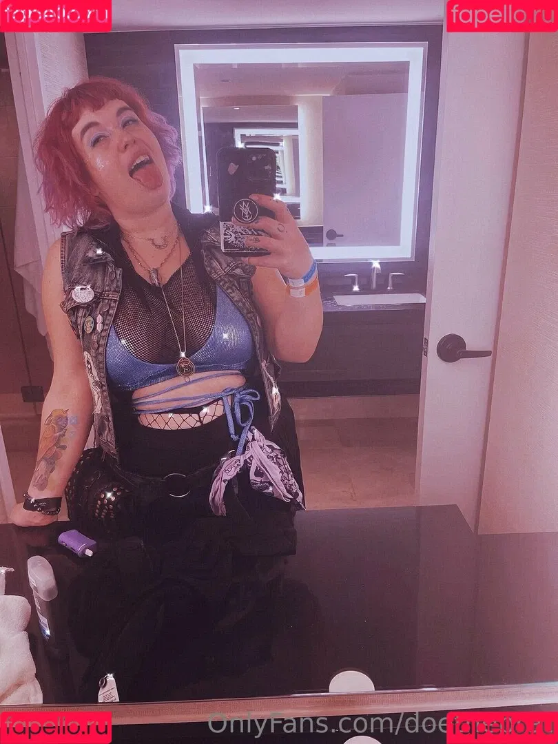doethebrat Onlyfans Photo Gallery 