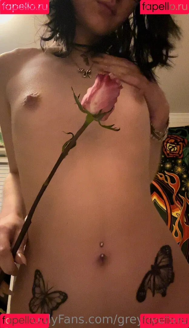 greyfivefine Onlyfans Photo Gallery 