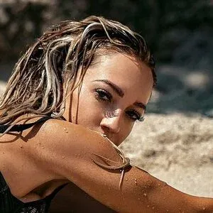 Katie Adler Onlyfans Photo Gallery 