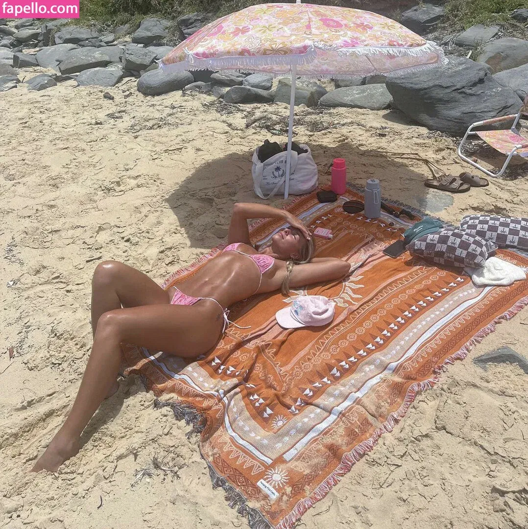 Katie Adler Onlyfans Photo Gallery 