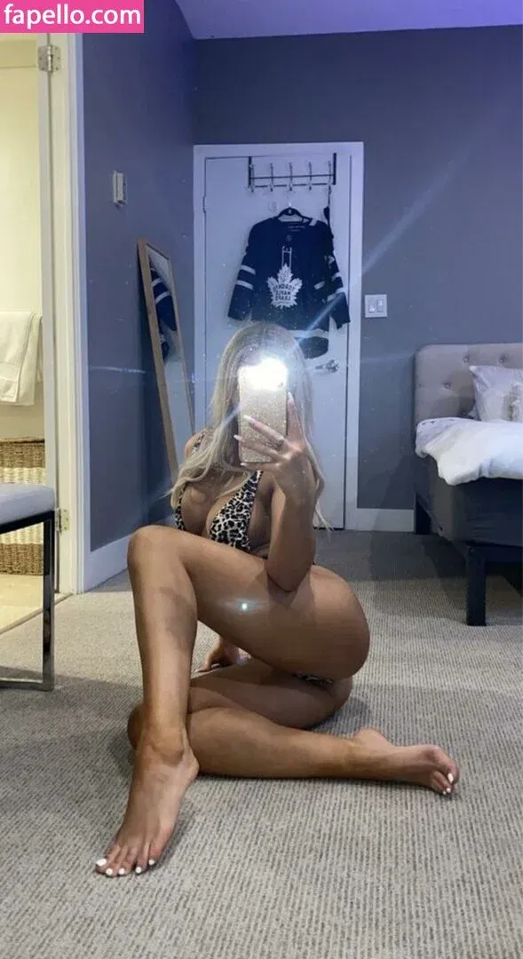 Katie Adler Onlyfans Photo Gallery 