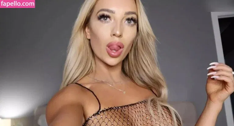 Katie Adler Onlyfans Photo Gallery 