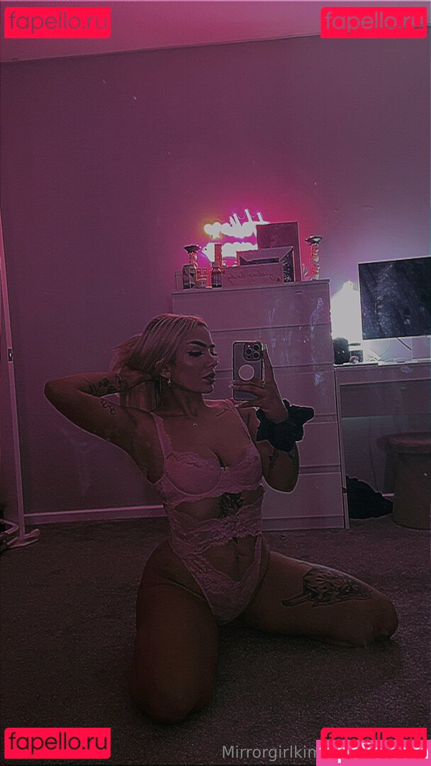 mirrorgirlkim Nude Onlyfans Photo 41