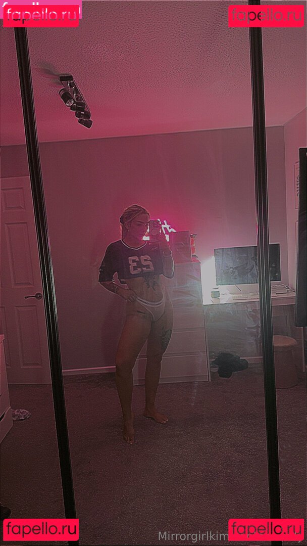 mirrorgirlkim Nude Onlyfans Photo 37