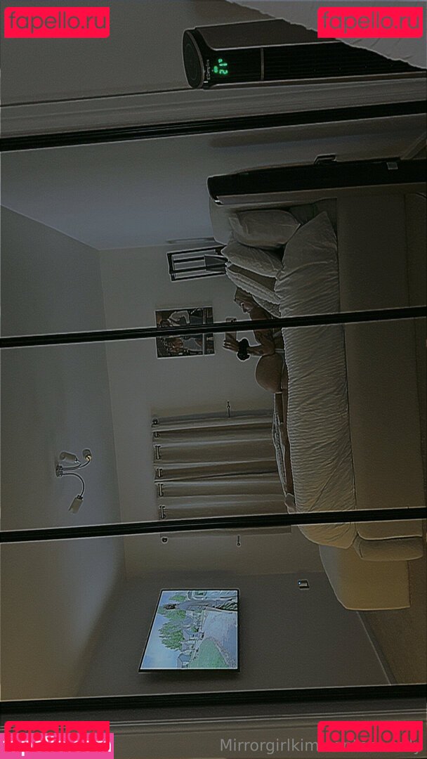 mirrorgirlkim Nude Onlyfans Photo 28