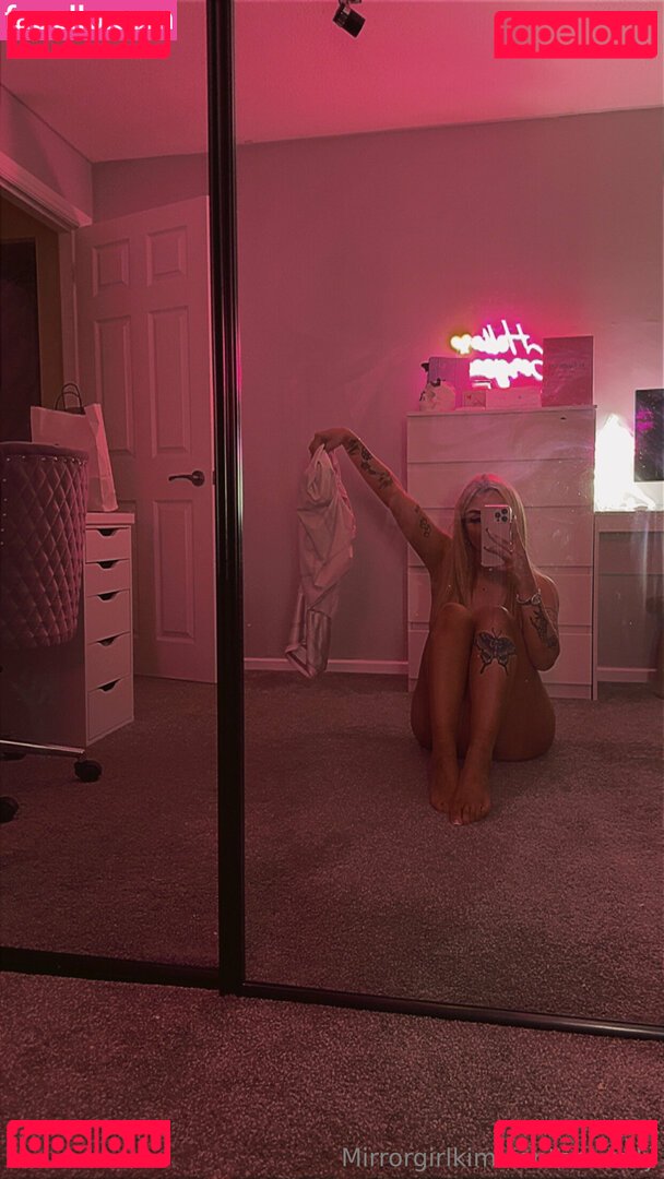 mirrorgirlkim Nude Onlyfans Photo 15