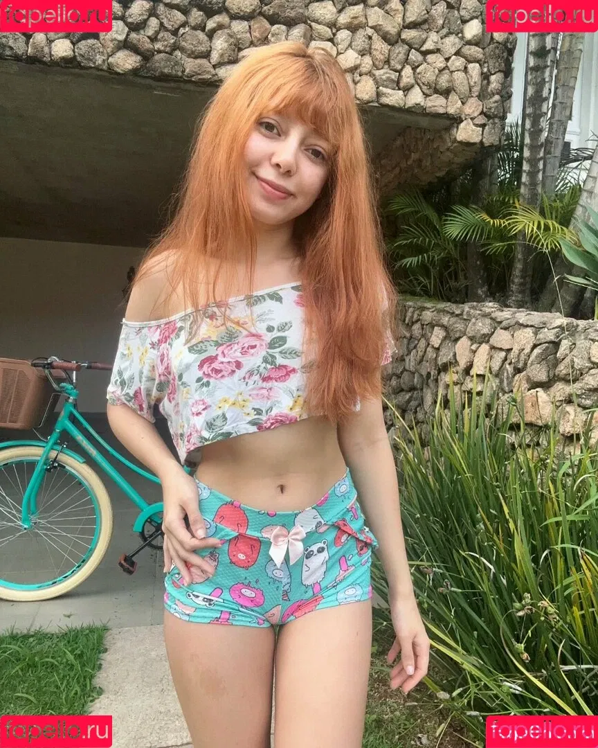 babycaroline69 Onlyfans Photo Gallery 