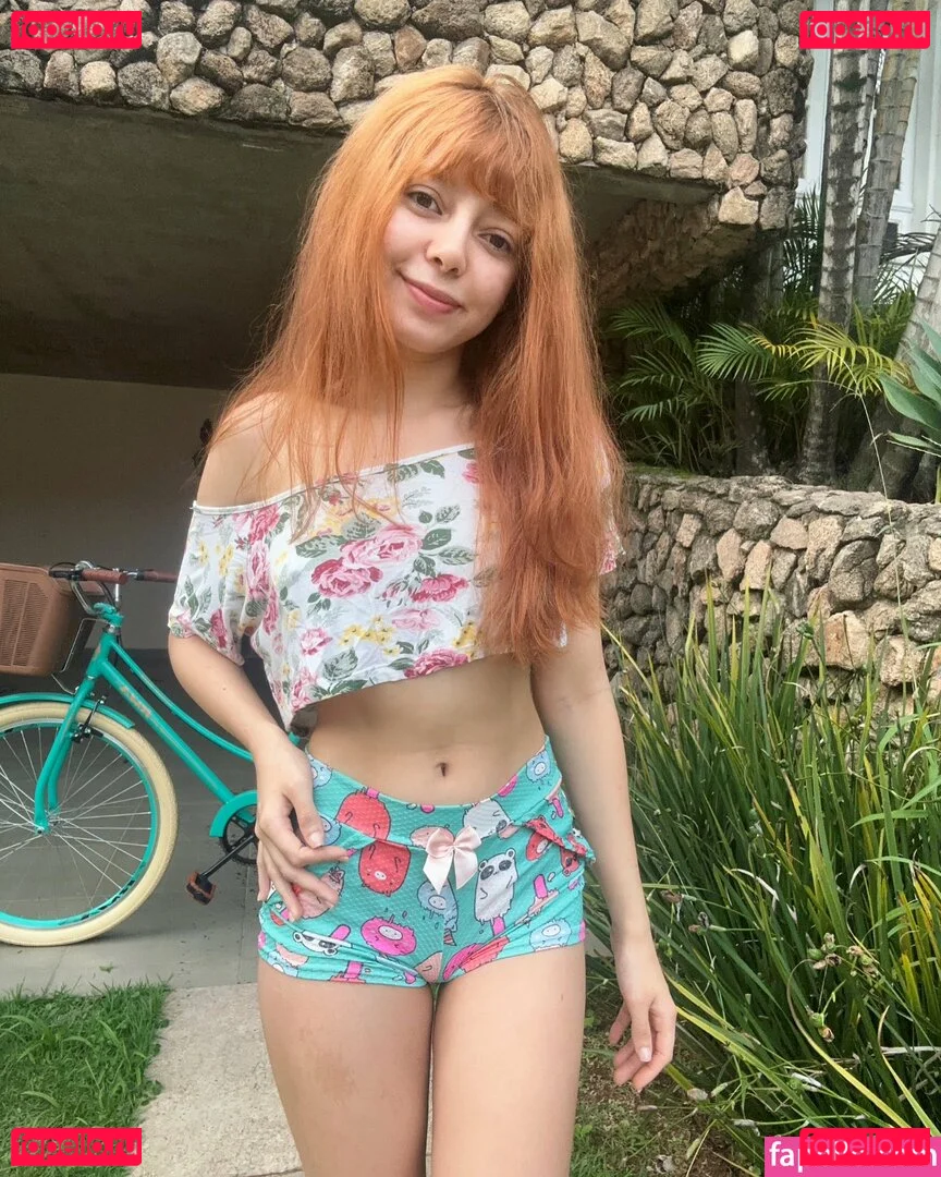 babycaroline69 Onlyfans Photo Gallery 