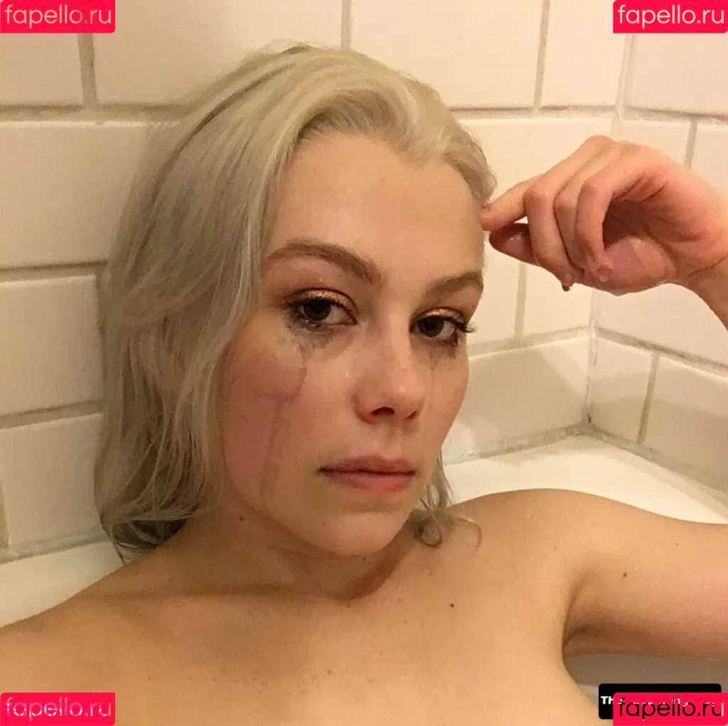 Phoebe Bridgers Onlyfans Photo Gallery 