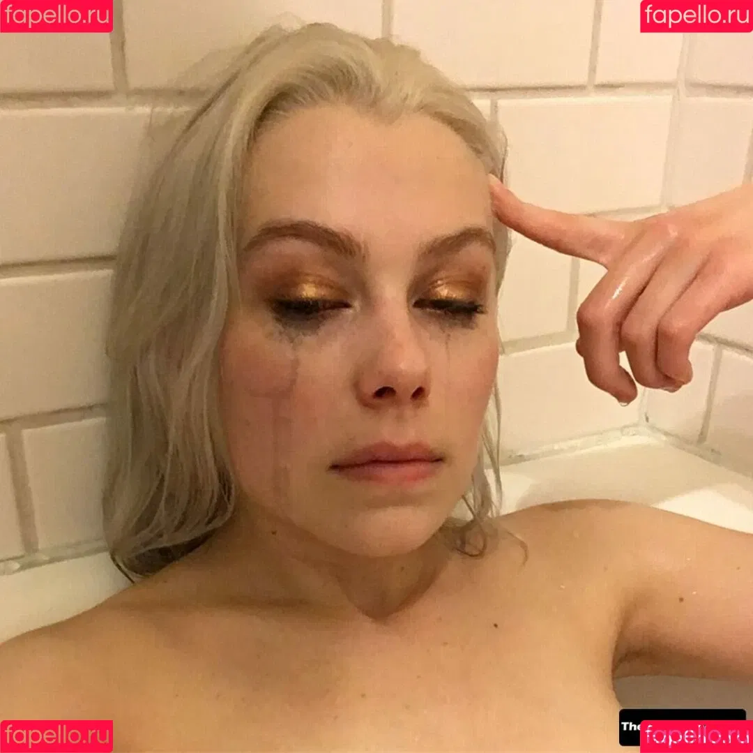Phoebe Bridgers Onlyfans Photo Gallery 