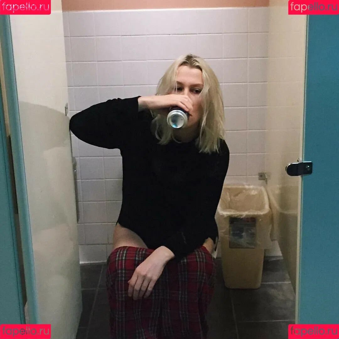Phoebe Bridgers Onlyfans Photo Gallery 