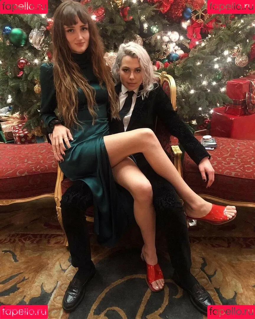 Phoebe Bridgers Onlyfans Photo Gallery 