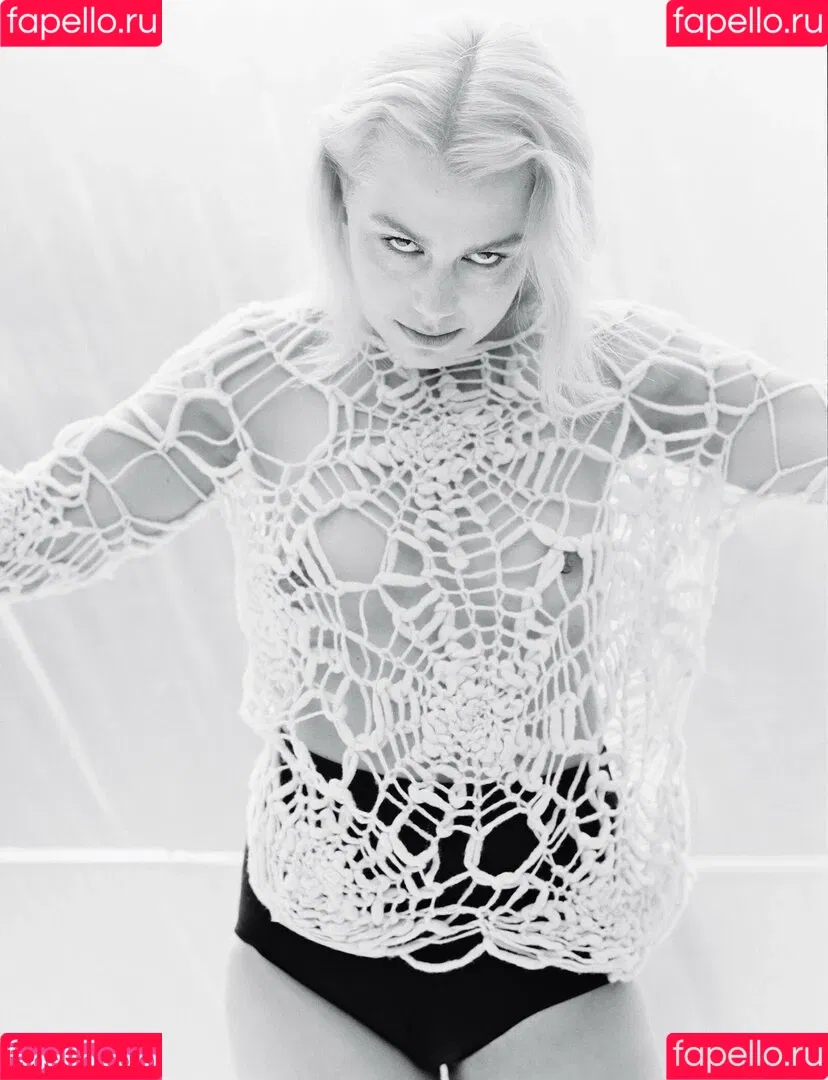 Phoebe Bridgers Onlyfans Photo Gallery 