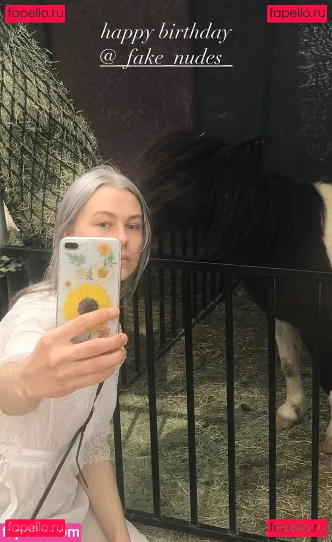 Phoebe Bridgers Onlyfans Photo Gallery 