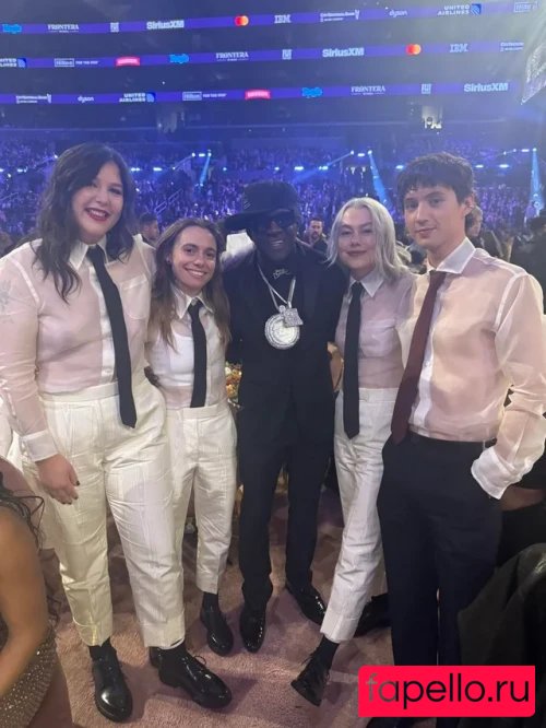 Phoebe Bridgers Onlyfans Photo Gallery 