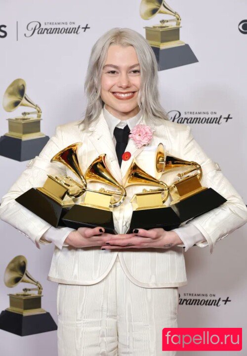 Phoebe Bridgers Onlyfans Photo Gallery 