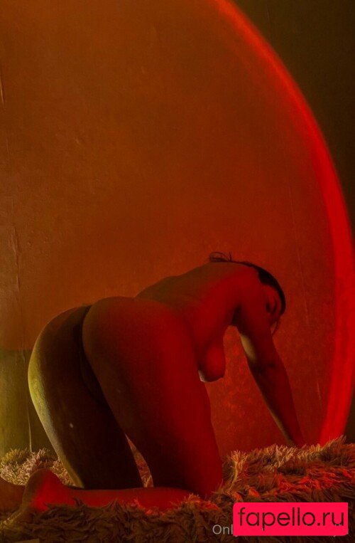 nasijia.96 Onlyfans Photo Gallery 