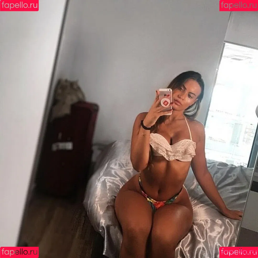 Chiara Pugliesi Onlyfans Photo Gallery 