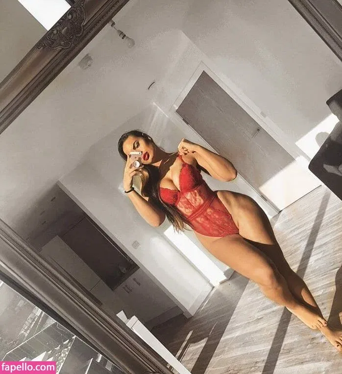 Chiara Pugliesi Onlyfans Photo Gallery 