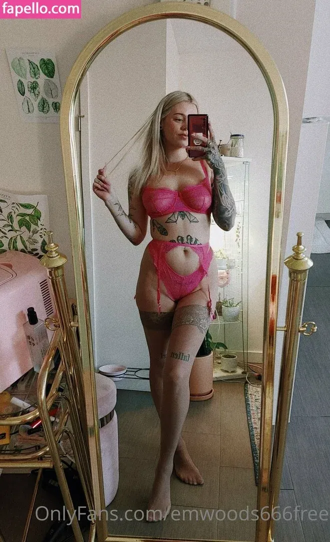 emwoods666free Onlyfans Photo Gallery 