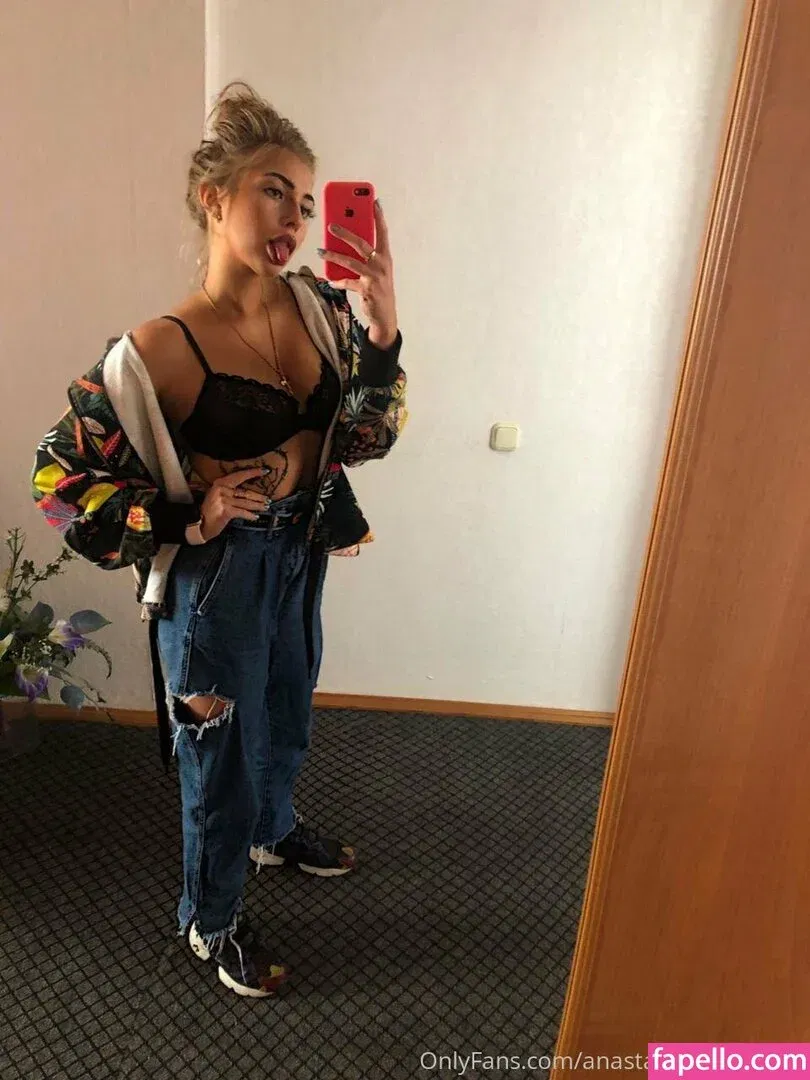 nastya_marakuja Onlyfans Photo Gallery 