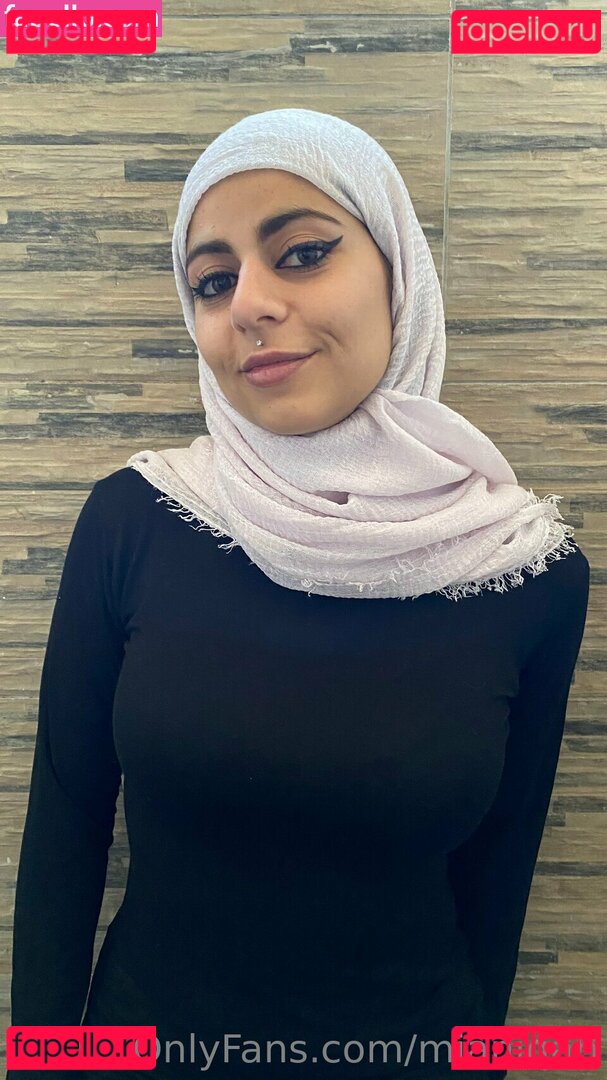 Mia Niqab Nude Onlyfans Photo 13