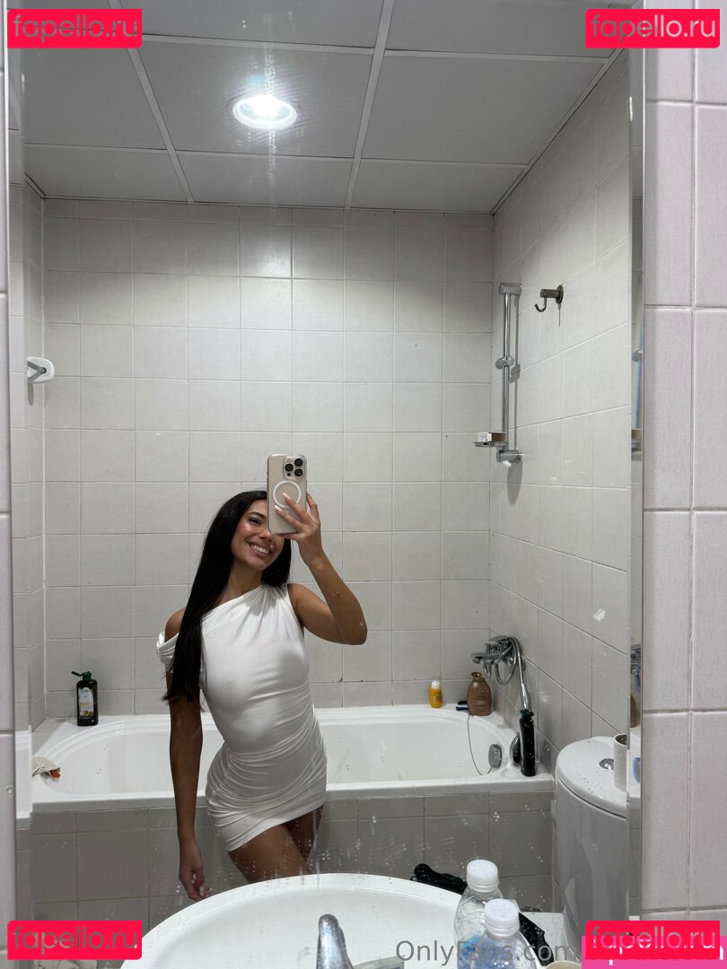 laeyanahhh Nude Onlyfans Photo 15