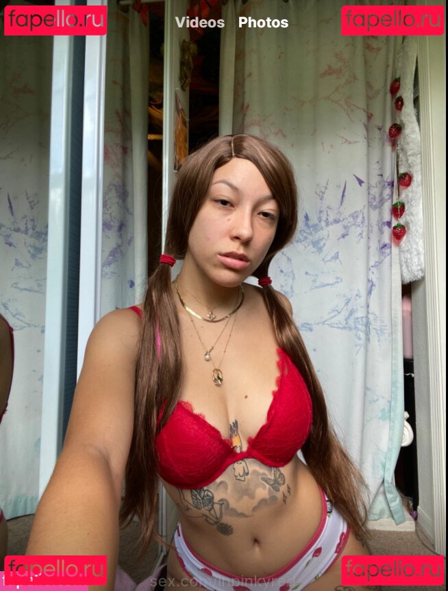 Inpinkyred Nude Onlyfans Photo 15