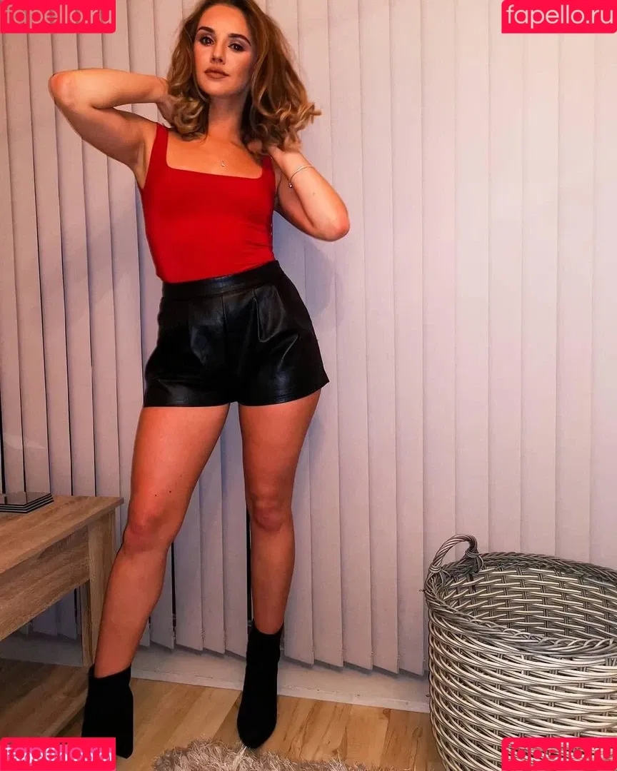 Mollie Winnard Onlyfans Photo Gallery 