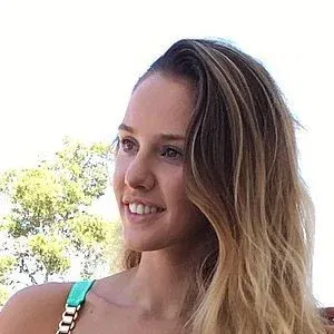 Mollie Winnard Onlyfans Photo Gallery 